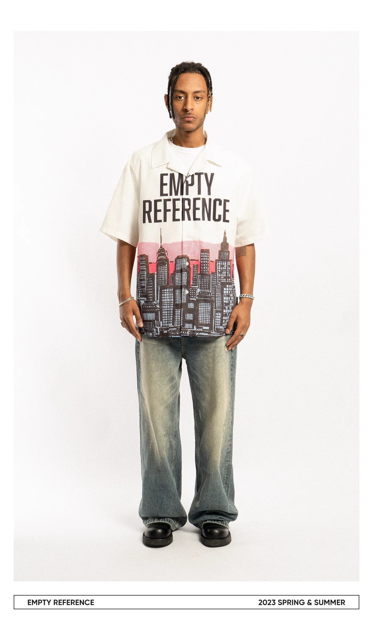 EMPTY REFERENCE City night scene themed print Shirts Unisex White