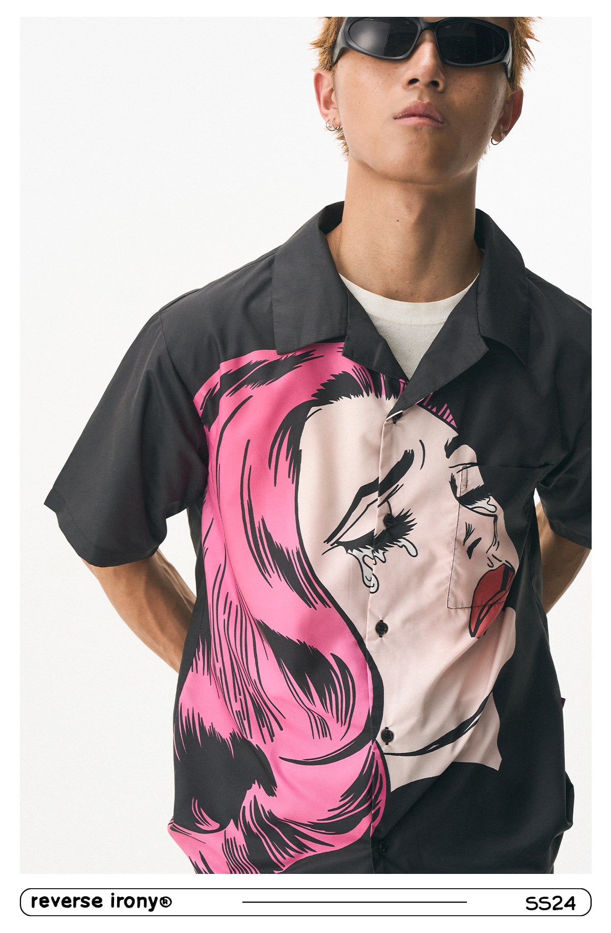 REVERSE IRONY The crying girl print Shirts Unisex Black