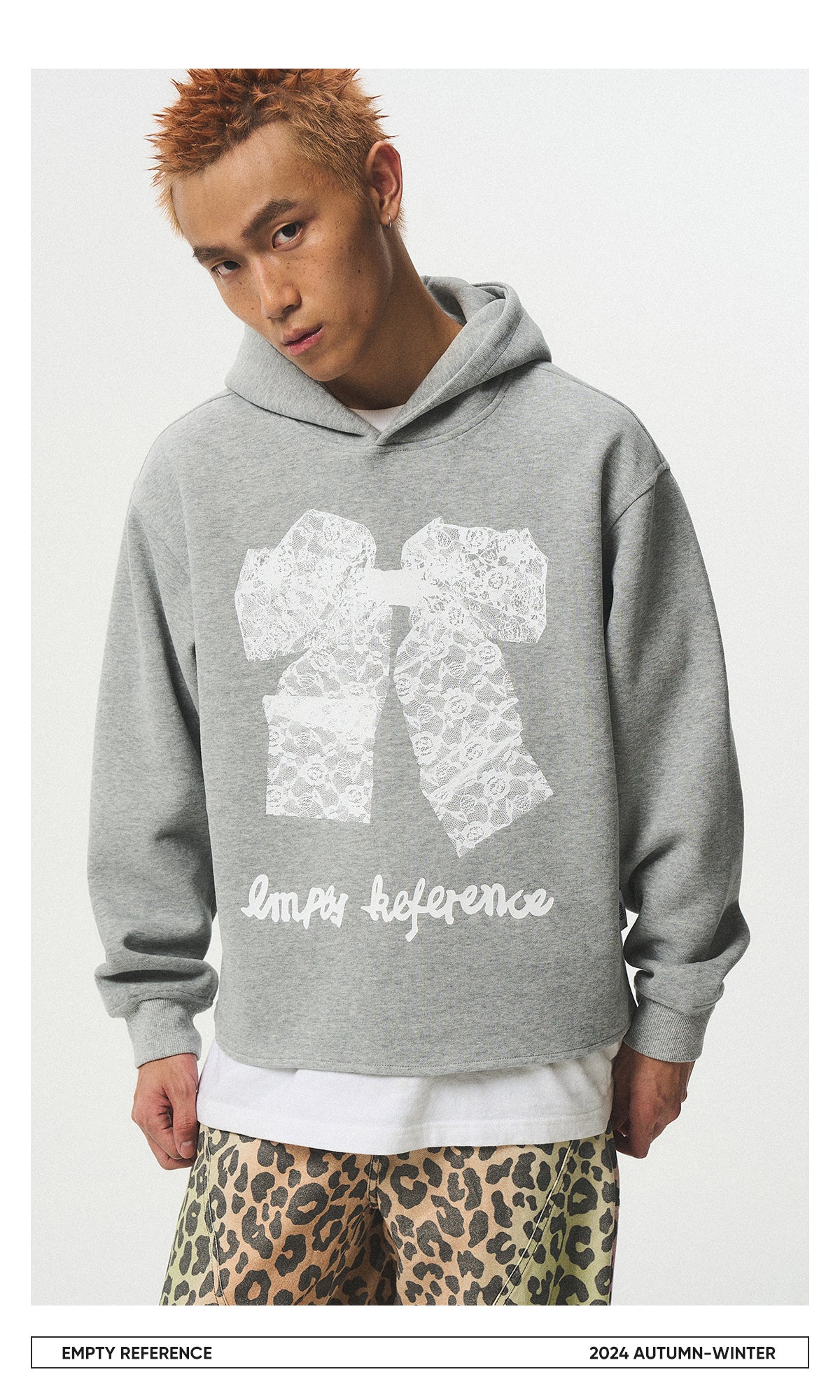 EMPTY REFERENCE Lace bow print Sweatshirt Unisex