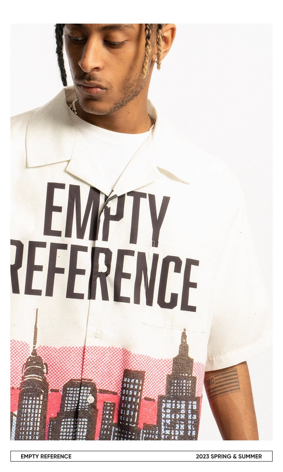 EMPTY REFERENCE City night scene themed print Shirts Unisex White